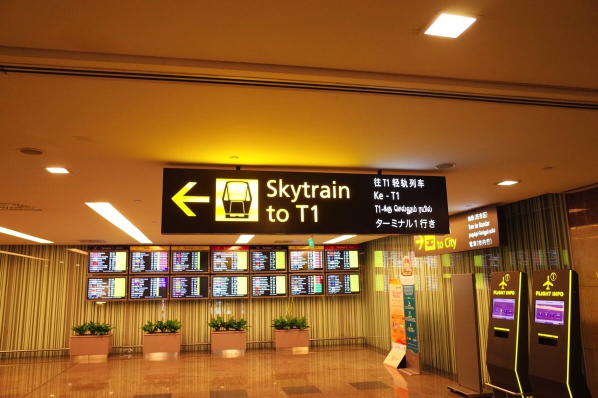 シンガポール チャンギ国際空港　スカイトレイン