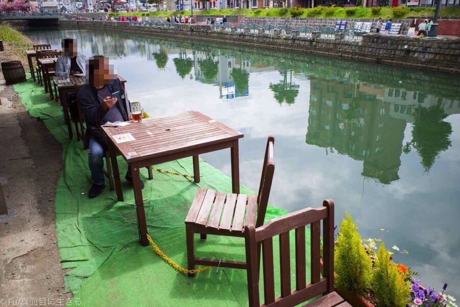 小樽倉庫No.1　運河を見ながら飲む