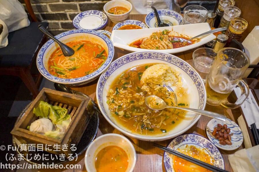 阿佐ヶ谷 青松　テーブルいっぱいの料理